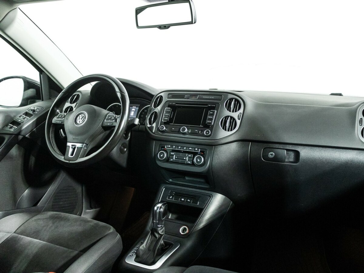 Volkswagen Tiguan с пробегом — 2012 год. Фото: #8