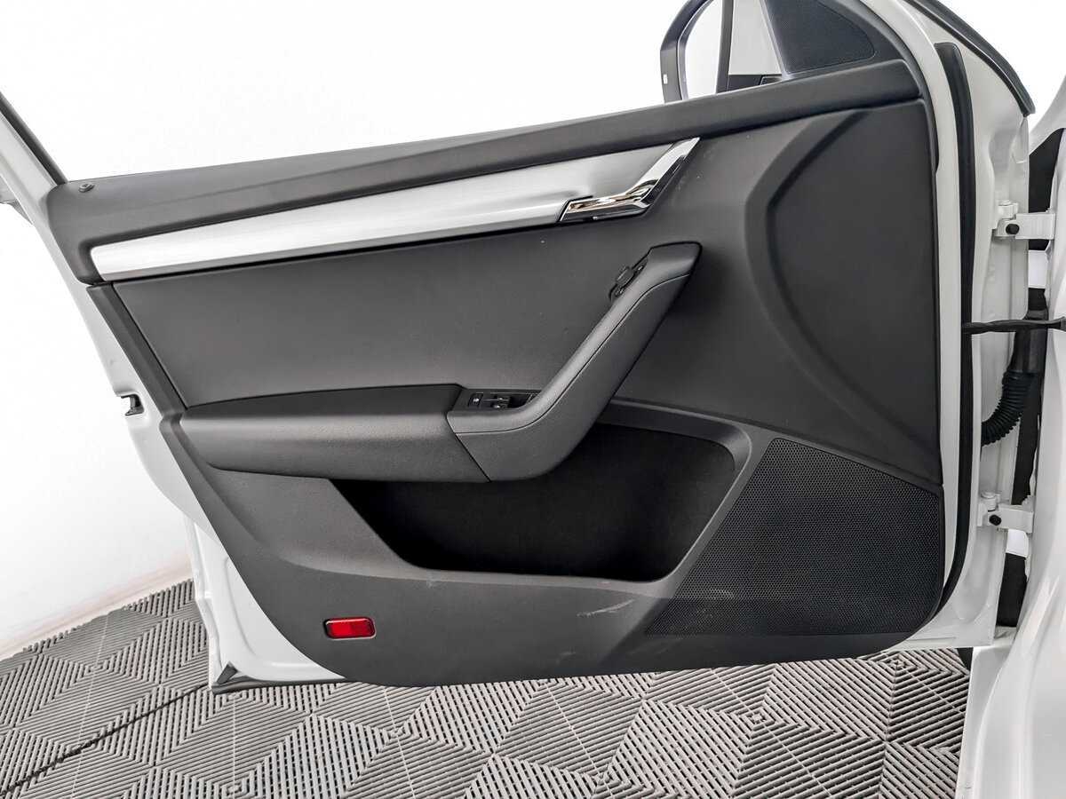 Skoda Octavia с пробегом — 2019 год. Фото: #18