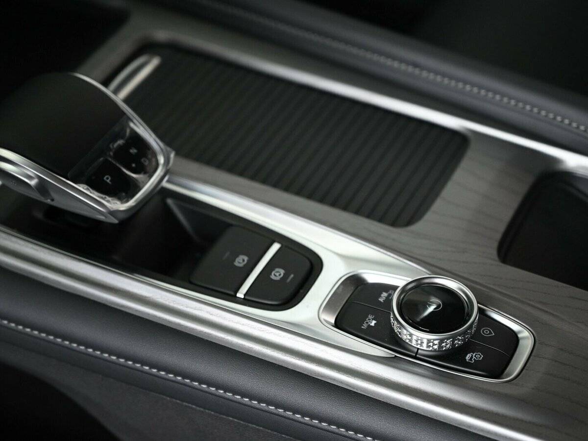 Chery Arrizo 8 с пробегом — 2024 год. Фото: #9