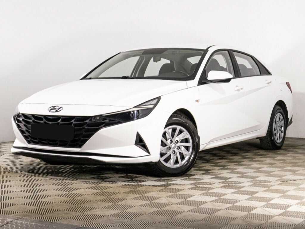 Hyundai Elantra с пробегом — 2021 год. Посмотреть фото