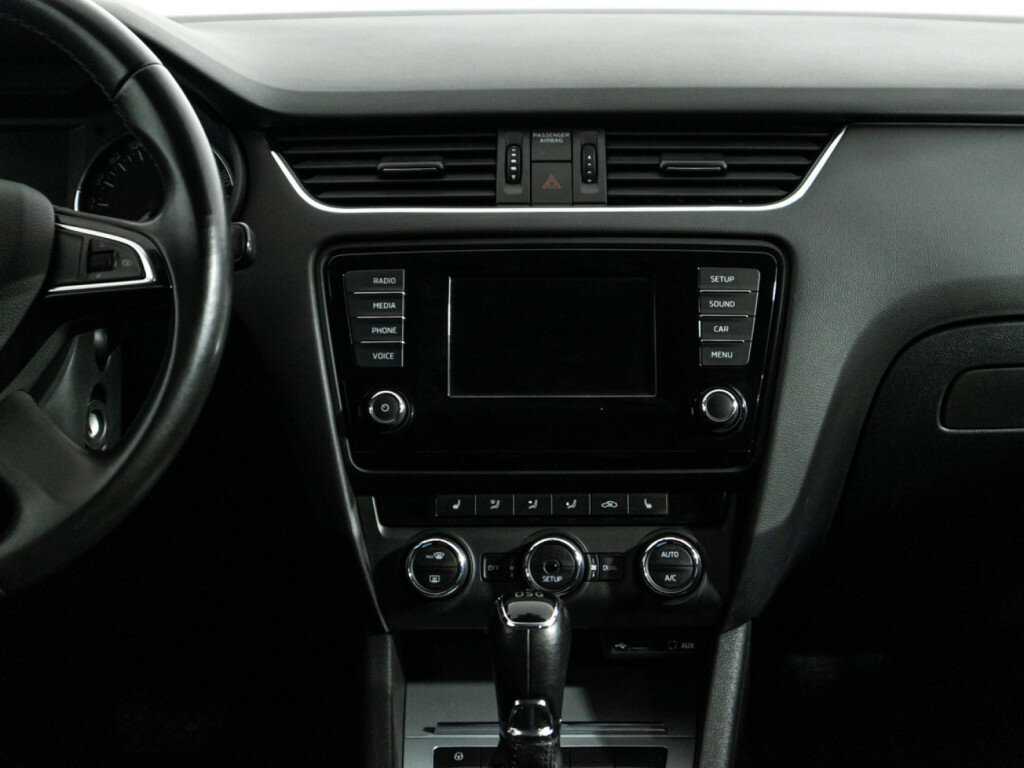 Skoda Octavia с пробегом — 2014 год. Фото: #13