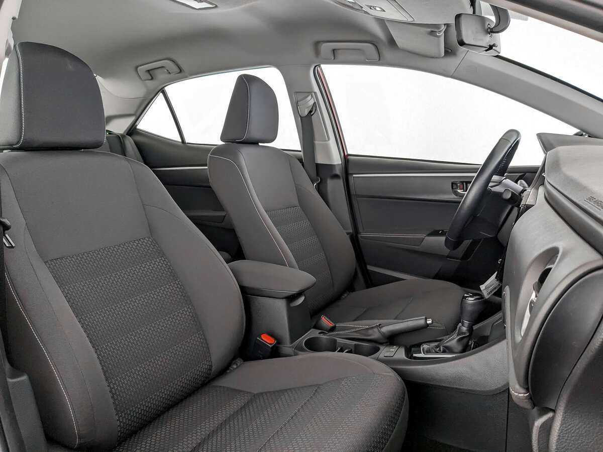 Toyota Corolla с пробегом — 2018 год. Фото: #21