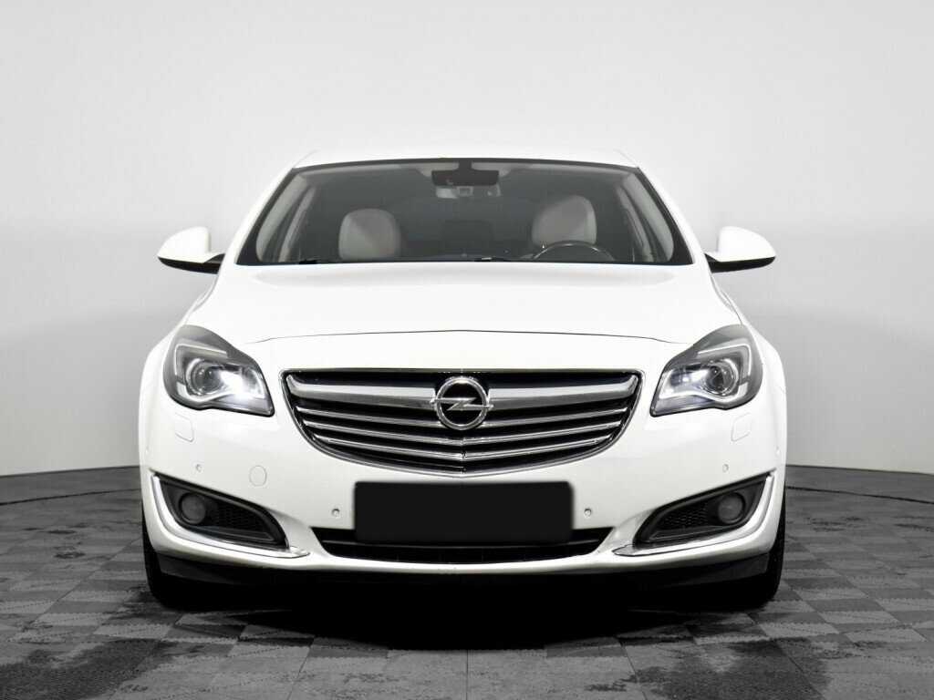 Opel Insignia с пробегом — 2014 год. Фото: #1