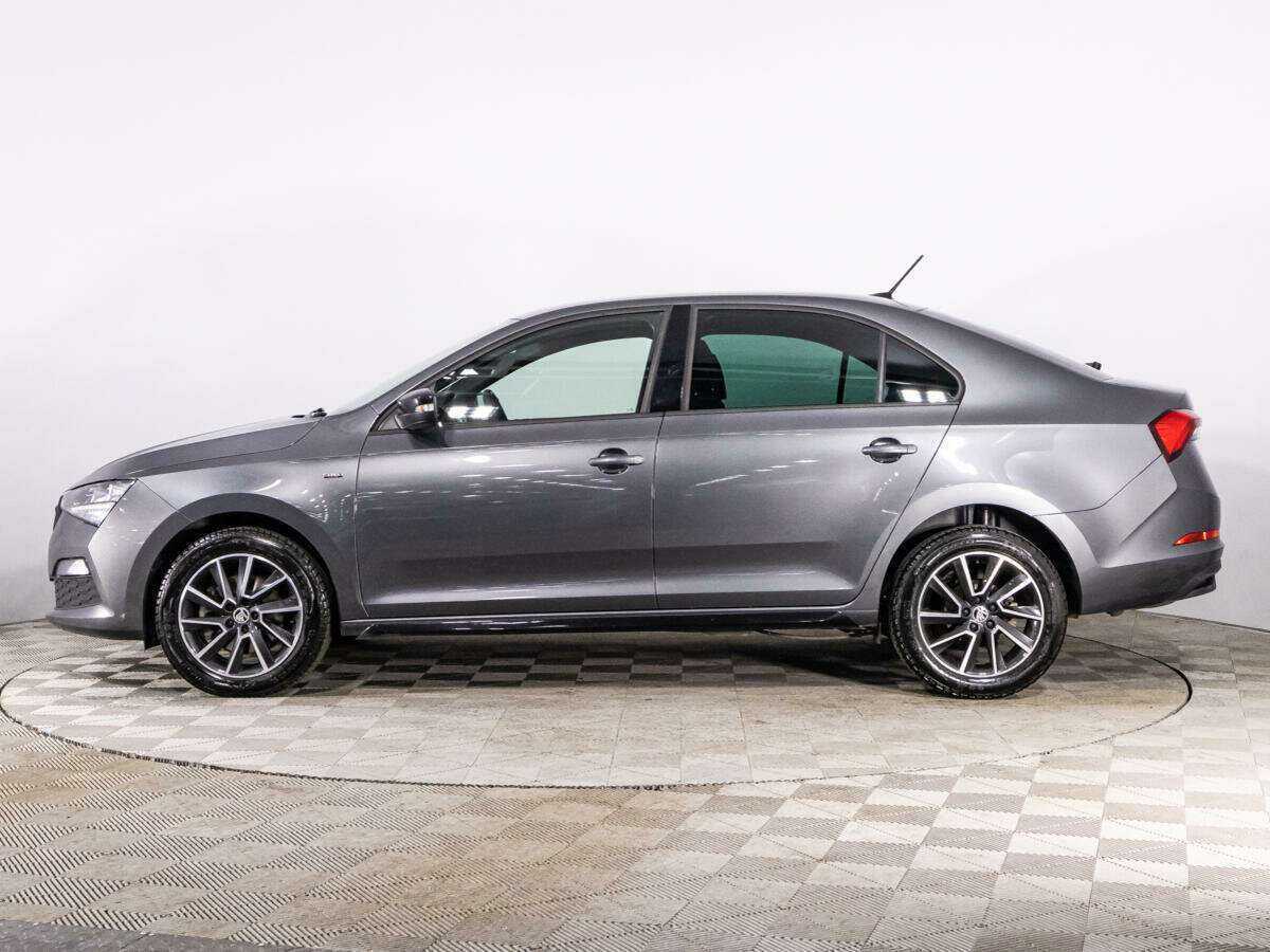 Skoda Rapid с пробегом — 2021 год. Фото: #7