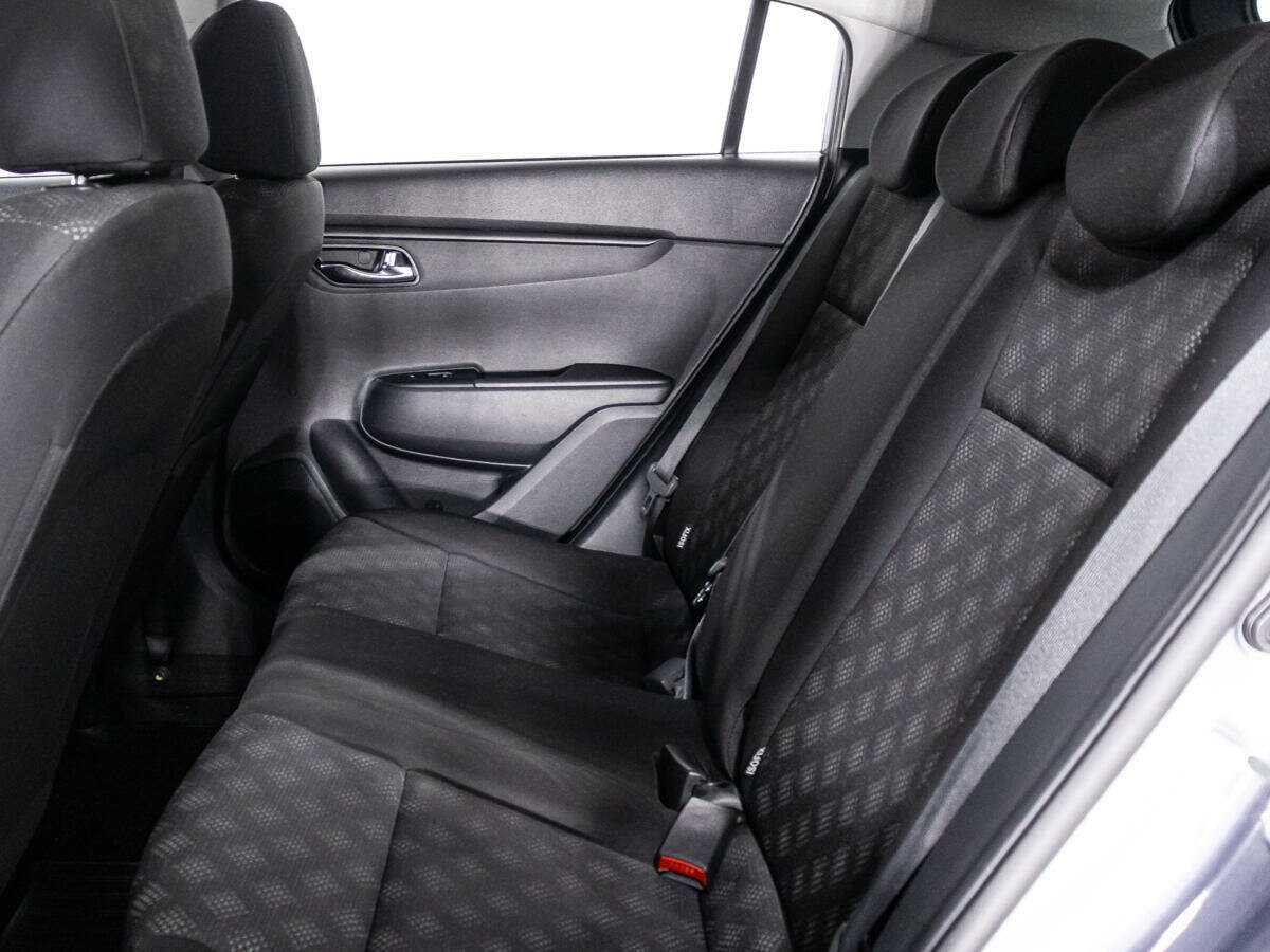 Kia Rio с пробегом — 2019 год. Фото: #9