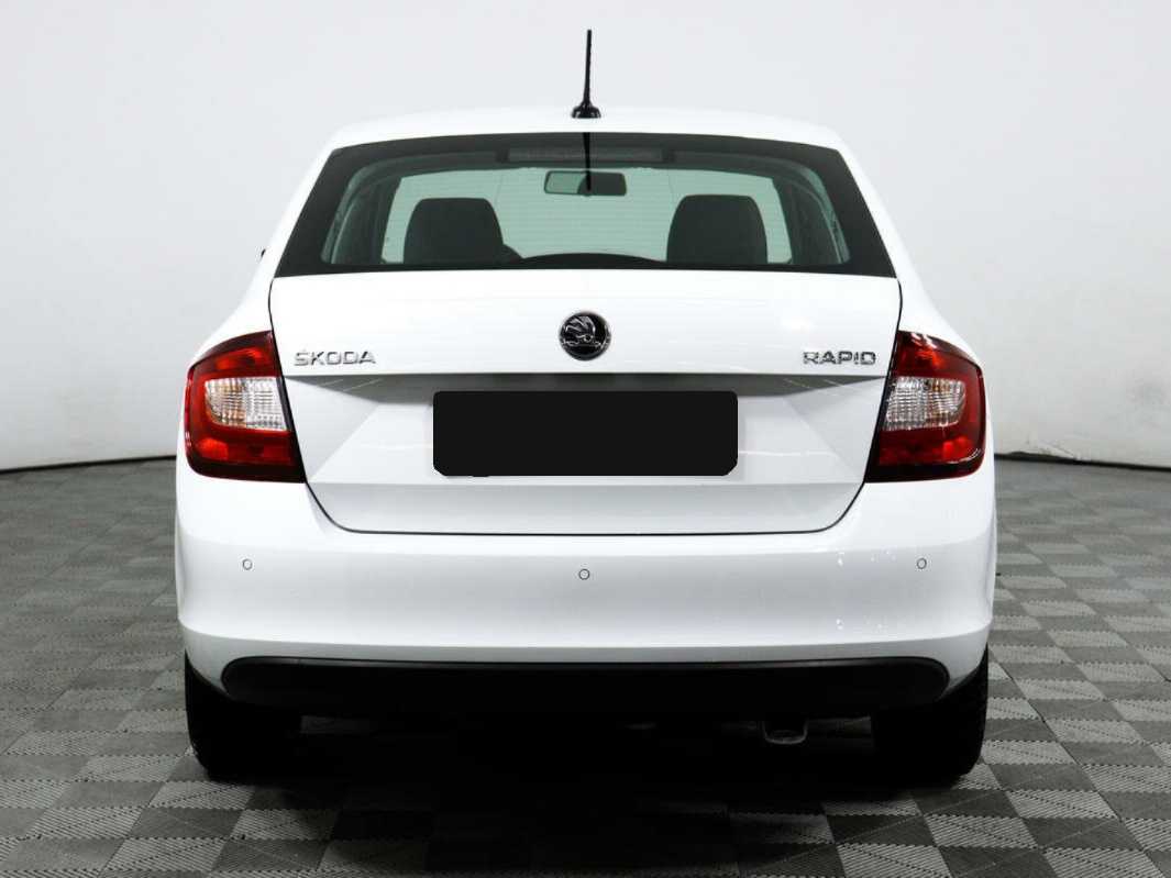 Skoda Rapid с пробегом — 2019 год. Фото: #5