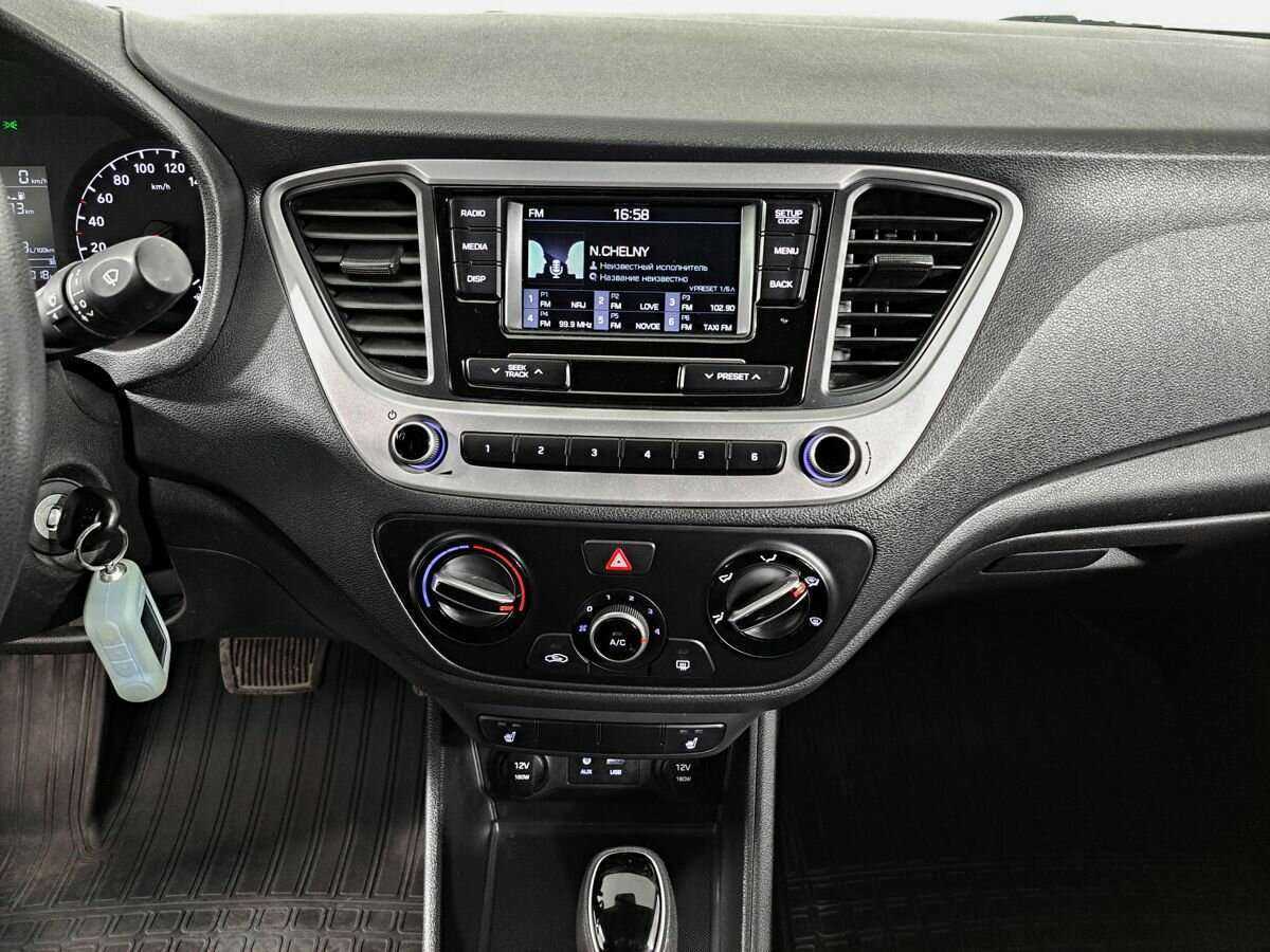 Hyundai Solaris с пробегом — 2018 год. Фото: #13