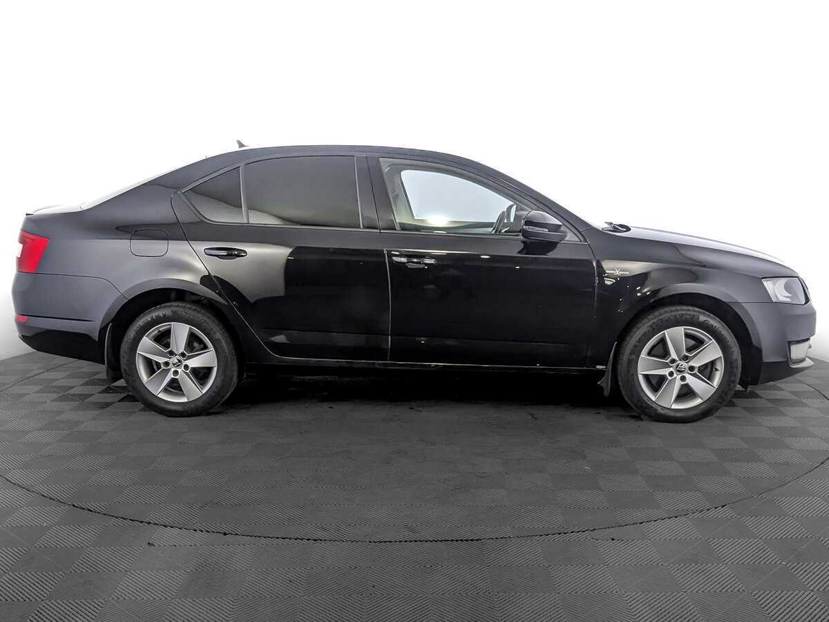 Skoda Octavia с пробегом — 2016 год. Фото: #3