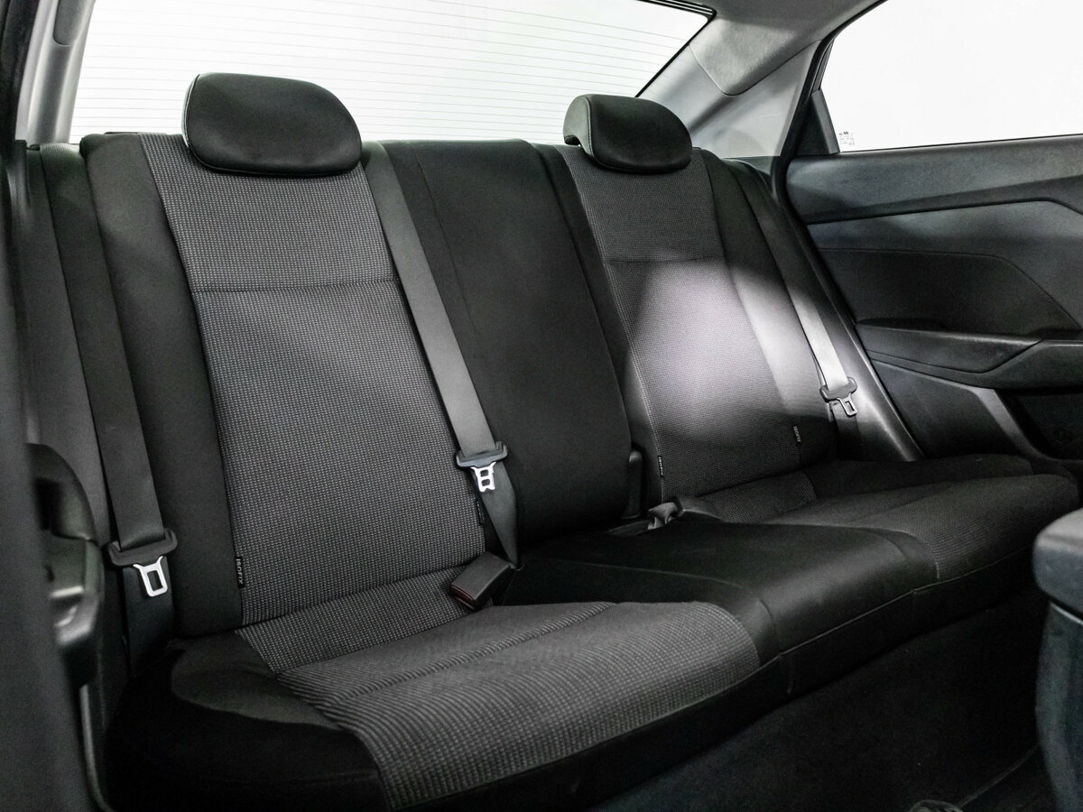 Hyundai Solaris с пробегом — 2017 год. Фото: #18