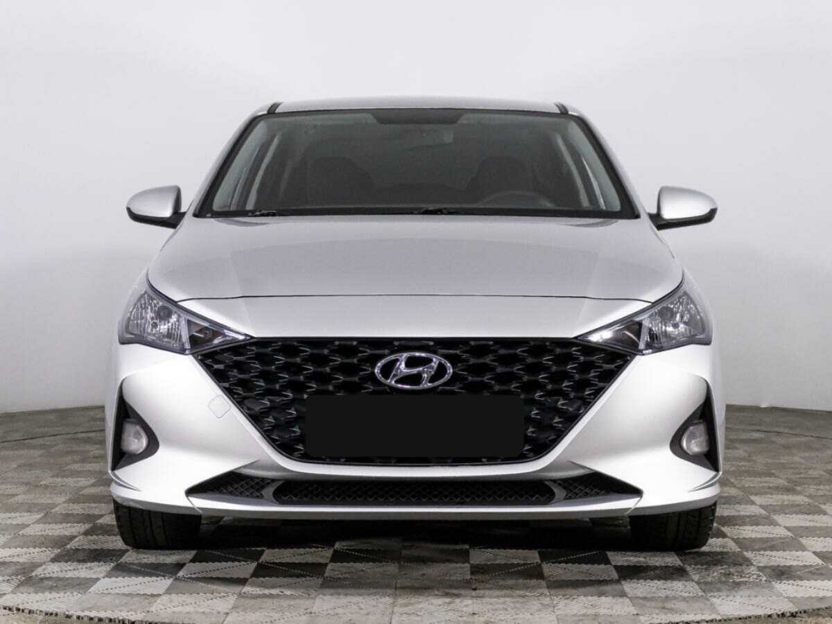 Hyundai Solaris с пробегом — 2021 год. Фото: #1