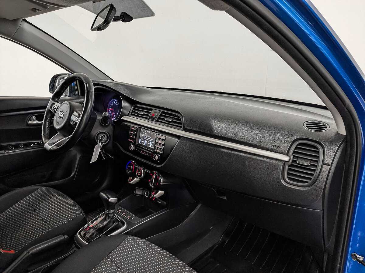 Kia Rio с пробегом — 2020 год. Фото: #10