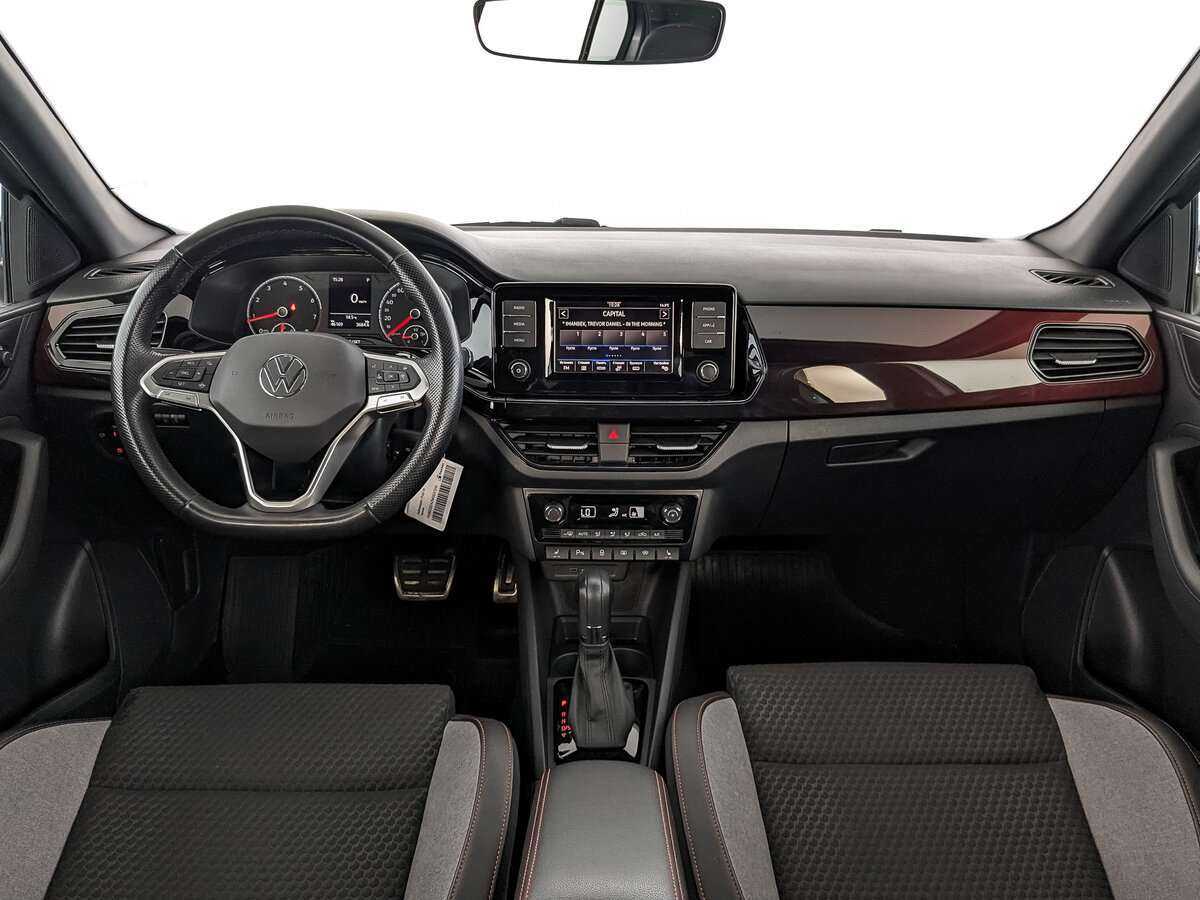 Volkswagen Polo с пробегом — 2021 год. Фото: #9