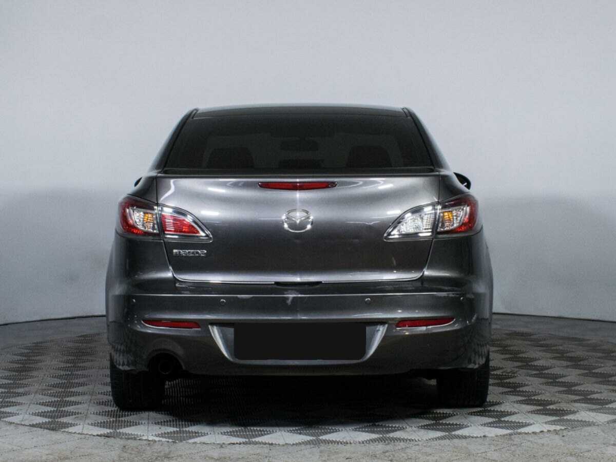 Mazda 3 с пробегом — 2012 год. Фото: #5