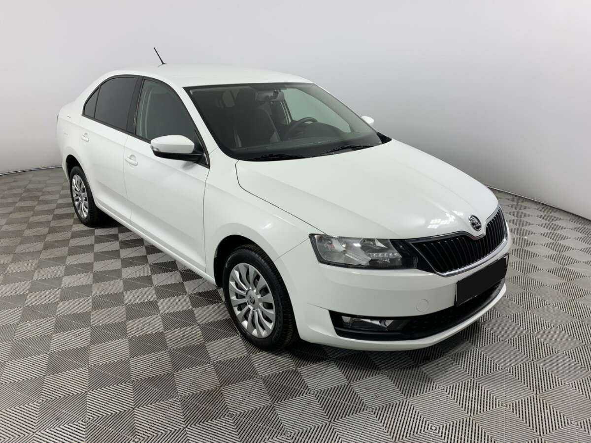 Skoda Rapid с пробегом — 2019 год. Фото: #2