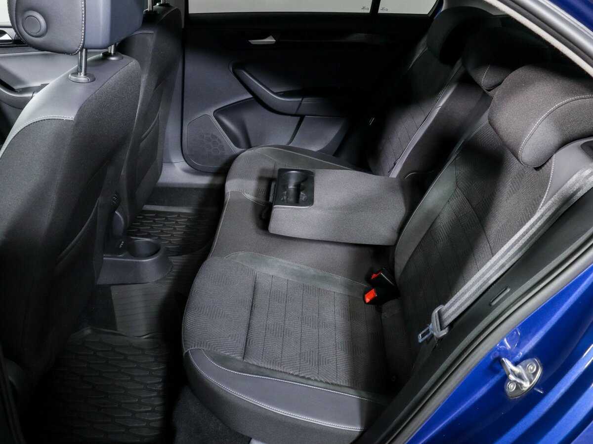 Volkswagen Polo с пробегом — 2021 год. Фото: #9