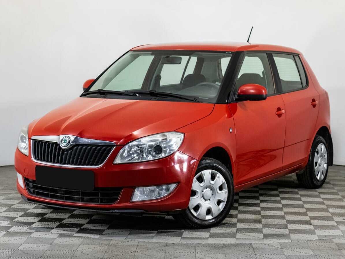 Skoda Fabia с пробегом — 2012 год. Фото: #0