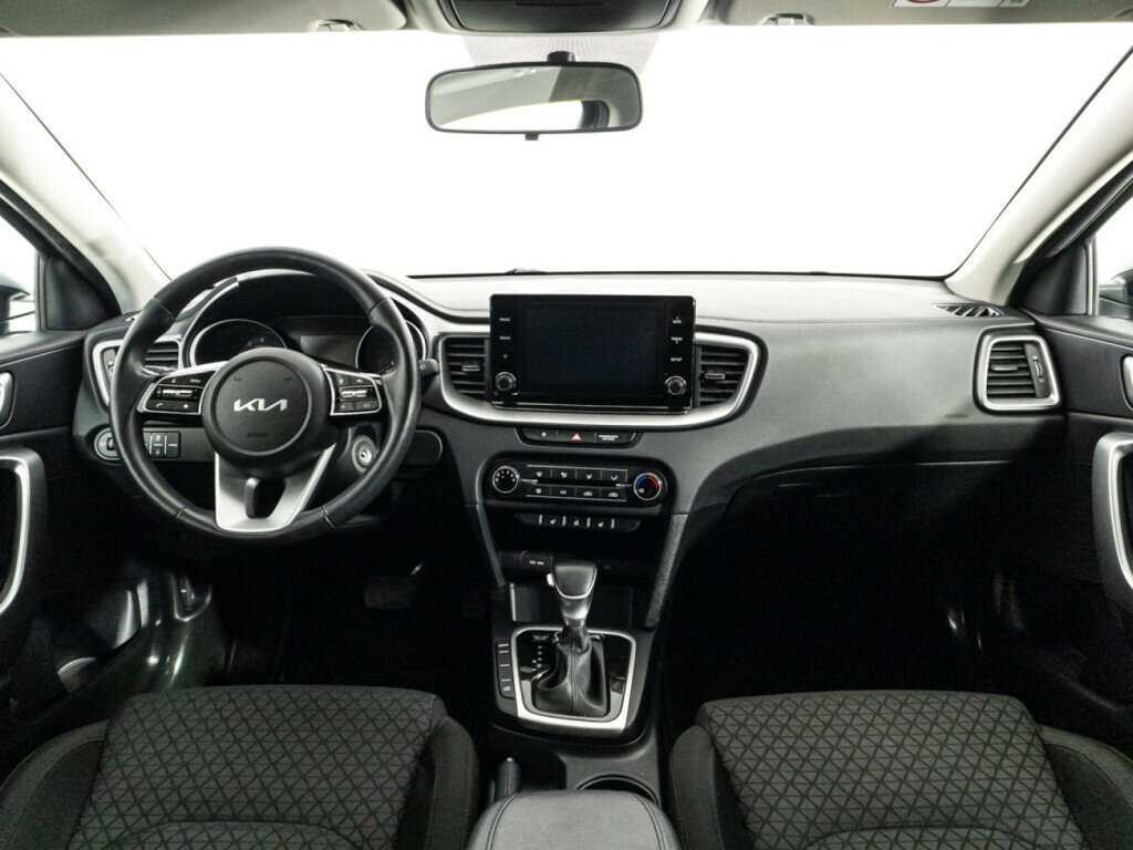 Kia Ceed с пробегом — 2022 год. Фото: #12