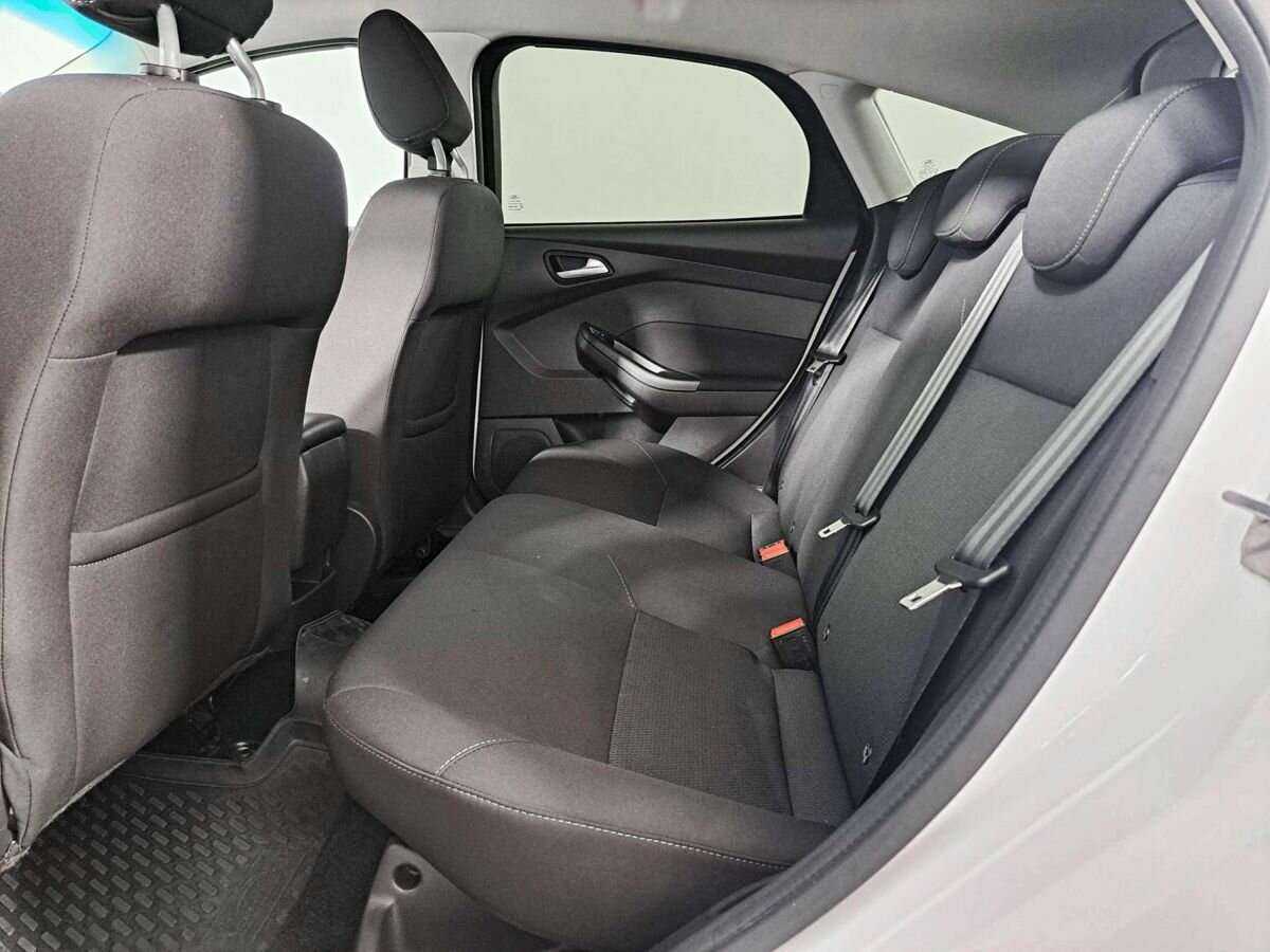 Ford Focus с пробегом — 2015 год. Фото: #9