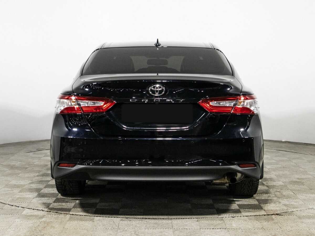 Toyota Camry с пробегом — 2022 год. Фото: #5
