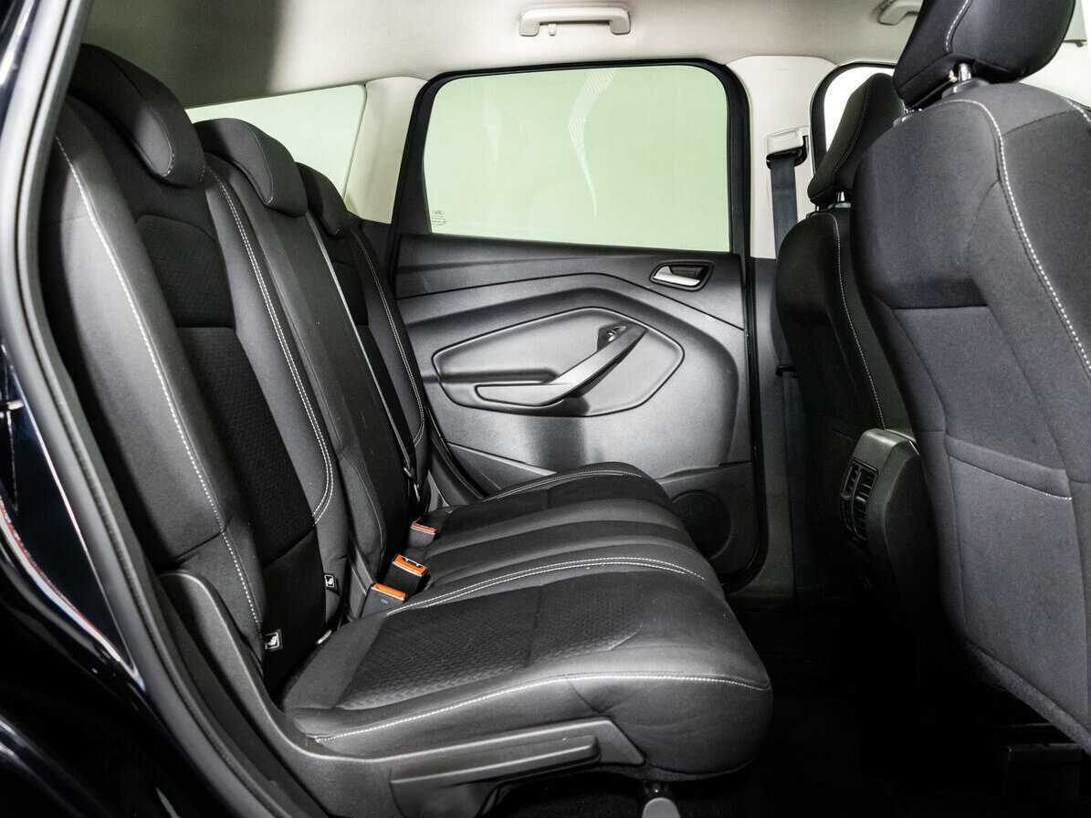 Ford Kuga с пробегом — 2018 год. Фото: #12