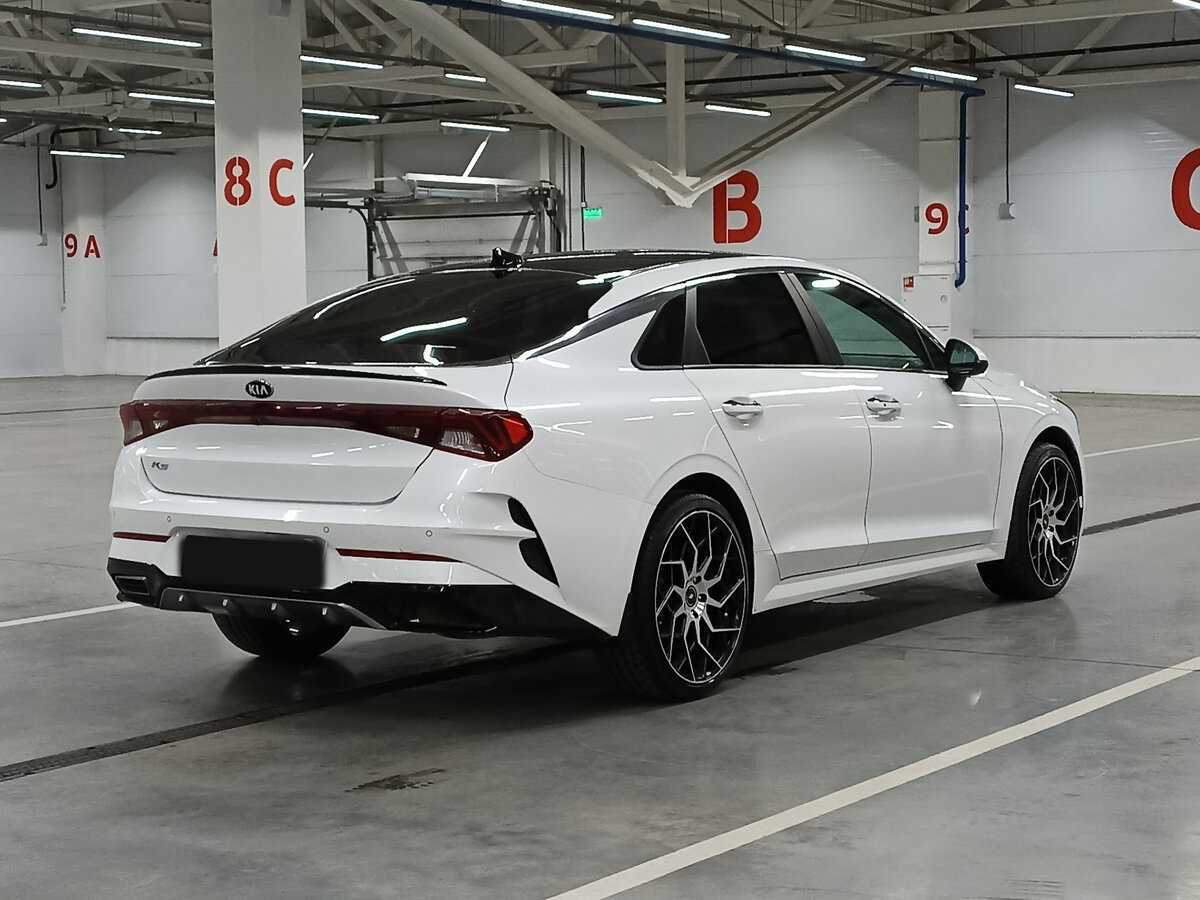 Kia K5 с пробегом — 2020 год. Фото: #4