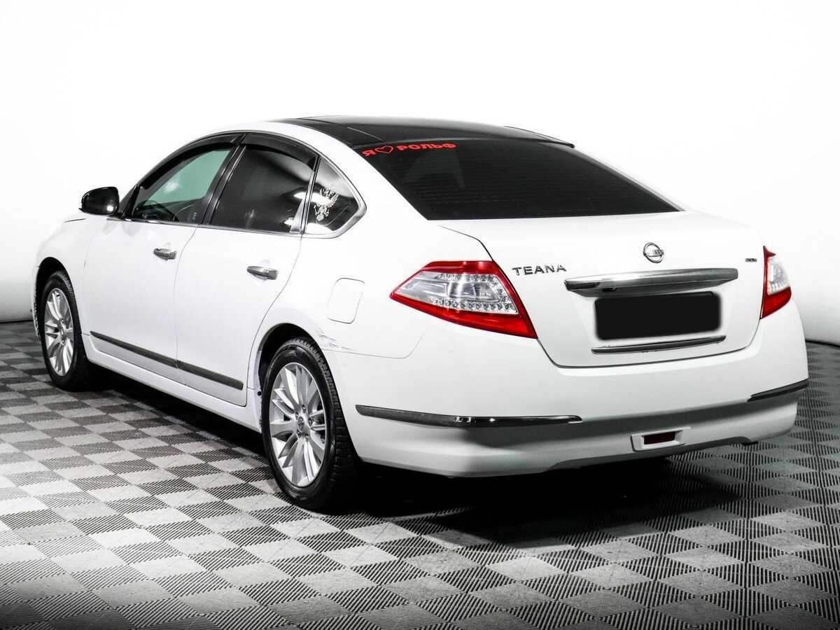 Nissan Teana с пробегом — 2012 год. Фото: #6