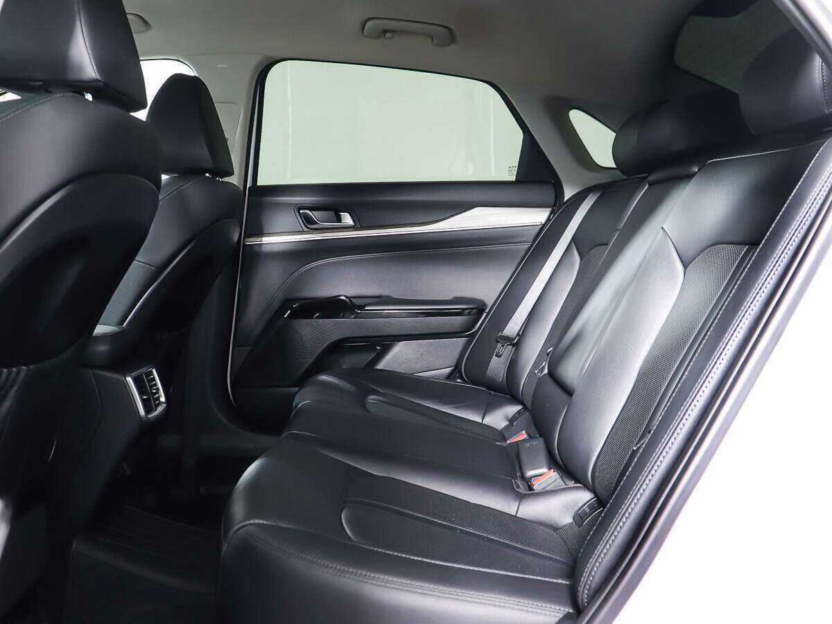 Kia K5 с пробегом — 2020 год. Фото: #9