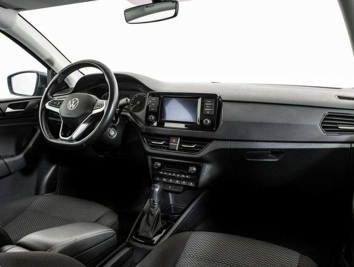 Volkswagen Polo с пробегом — 2021 год. Фото: #8