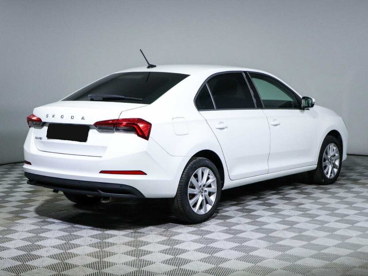 Skoda Rapid с пробегом — 2021 год. Фото: #4