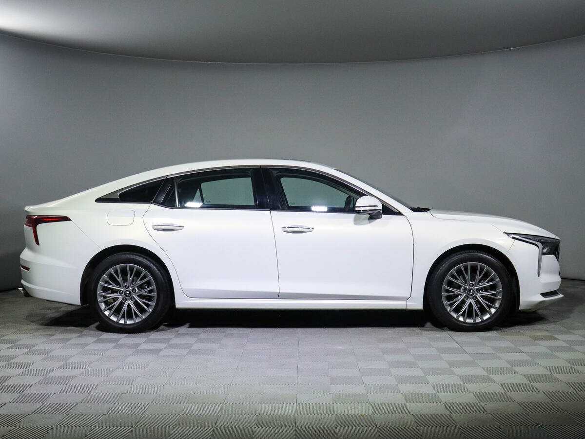 FAW Bestune B70 с пробегом — 2023 год. Фото: #2