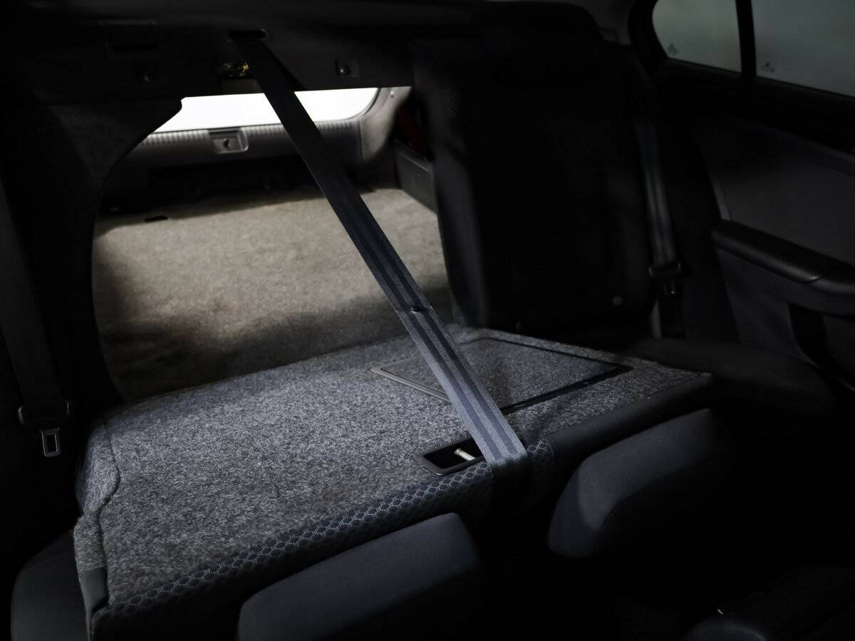 Volkswagen Jetta с пробегом — 2014 год. Фото: #19