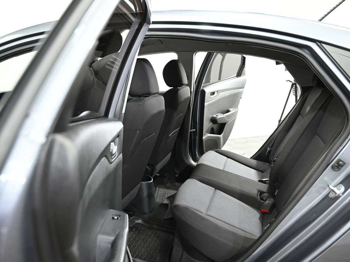 Hyundai Solaris с пробегом — 2020 год. Фото: #9