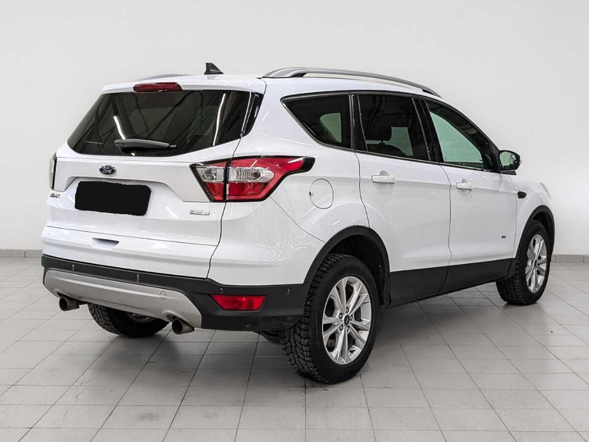 Ford Kuga с пробегом — 2016 год. Фото: #4