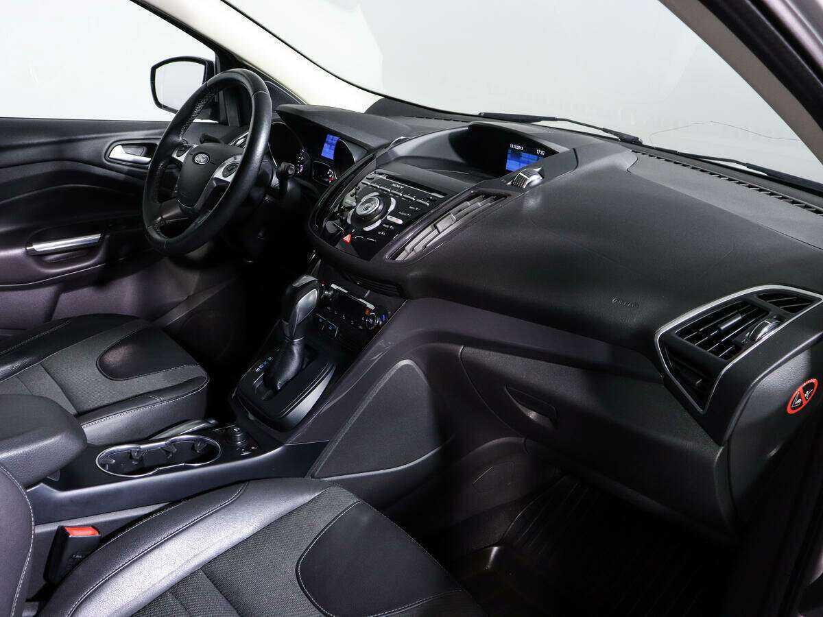 Ford Kuga с пробегом — 2013 год. Фото: #6