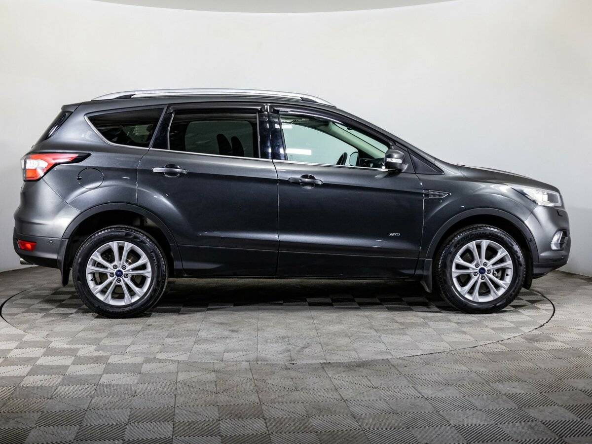 Ford Kuga с пробегом — 2018 год. Фото: #3
