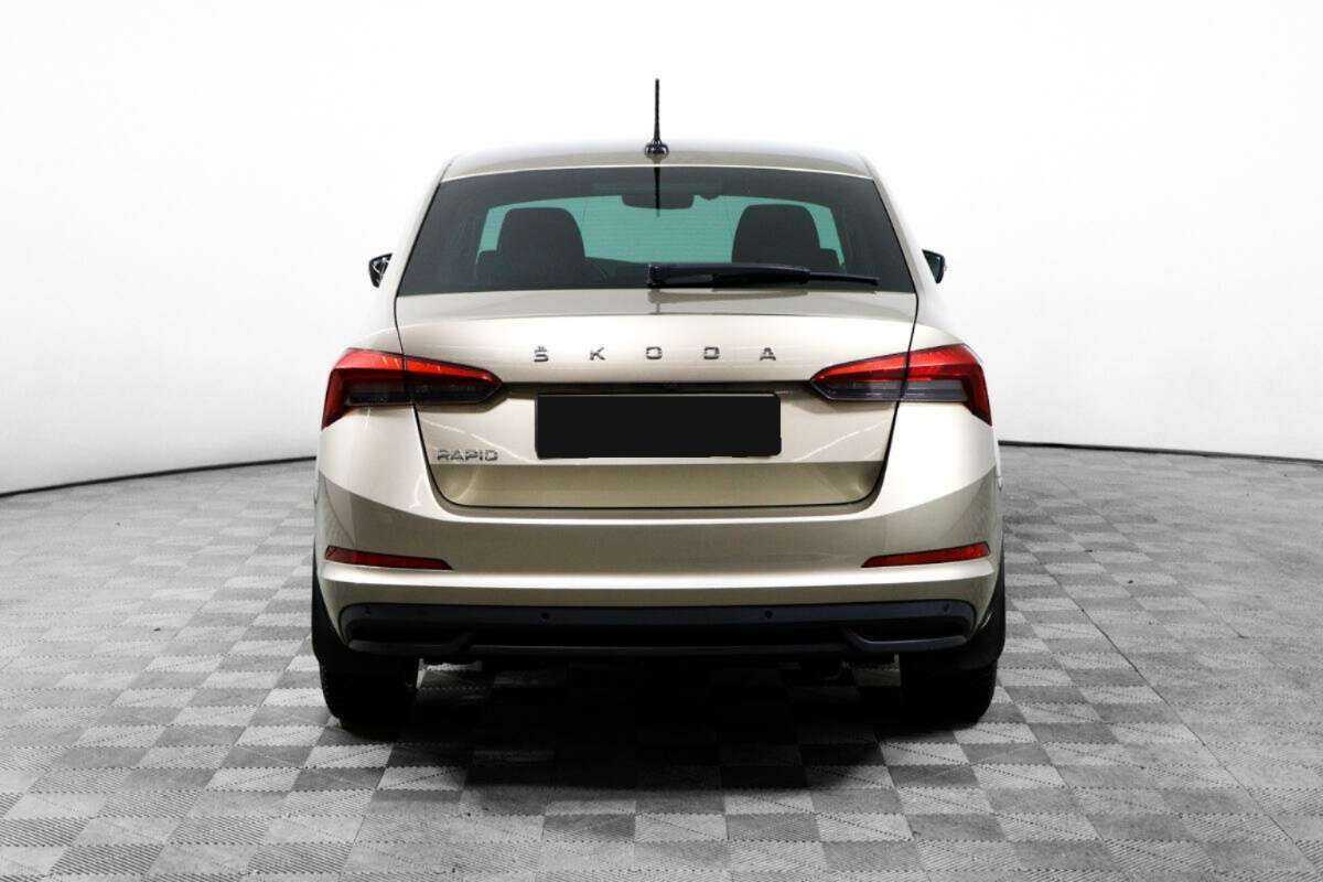 Skoda Rapid с пробегом — 2020 год. Фото: #4