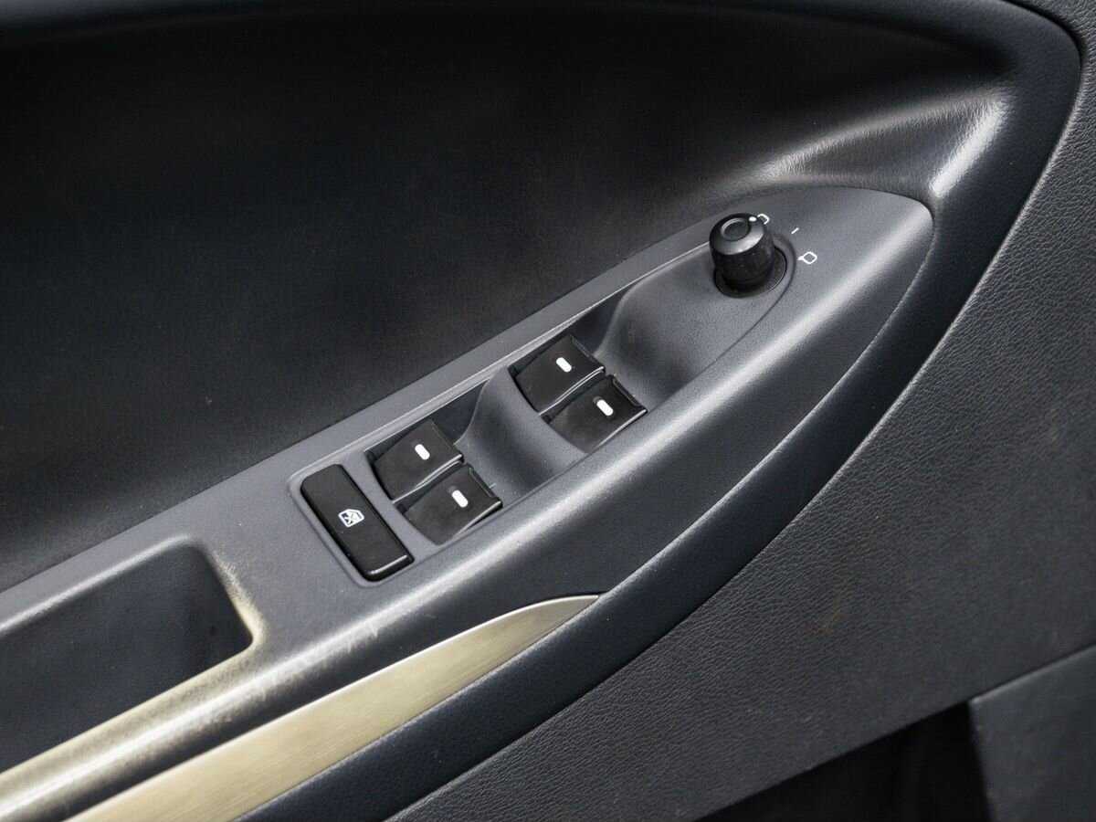 Geely Emgrand X7 с пробегом — 2015 год. Фото: #14