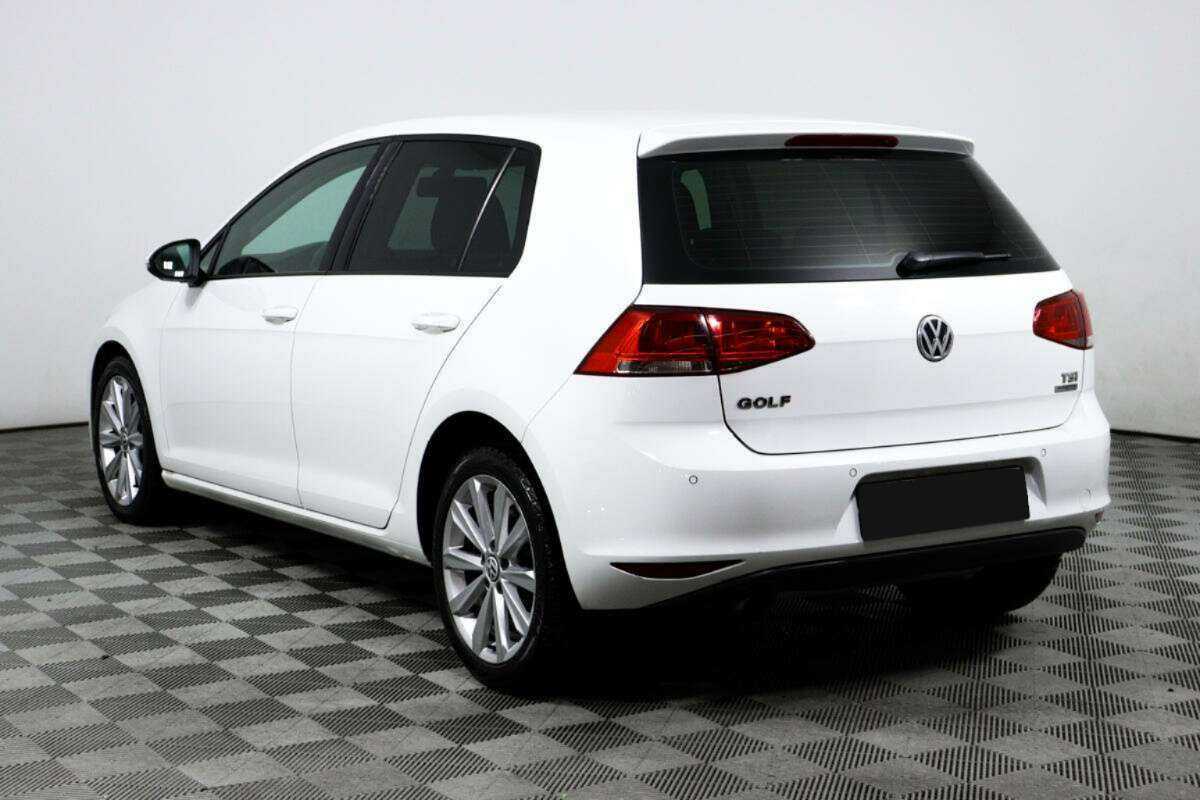 Volkswagen Golf с пробегом — 2013 год. Фото: #6