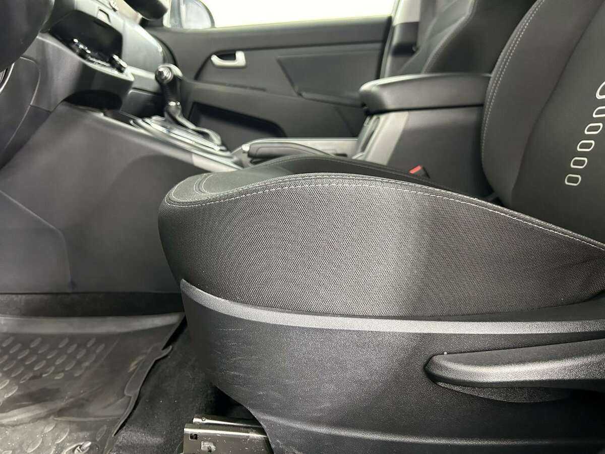 Kia Sportage с пробегом — 2013 год. Фото: #9