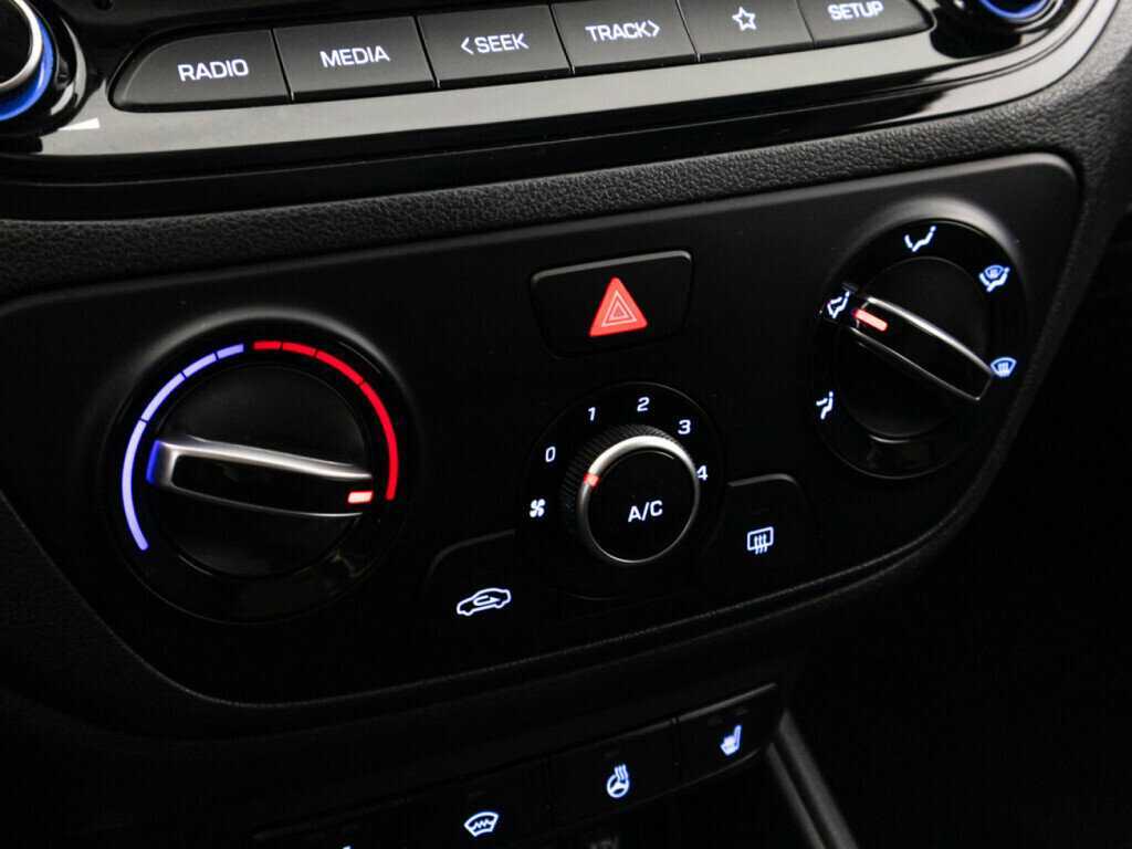 Hyundai Solaris с пробегом — 2022 год. Фото: #14