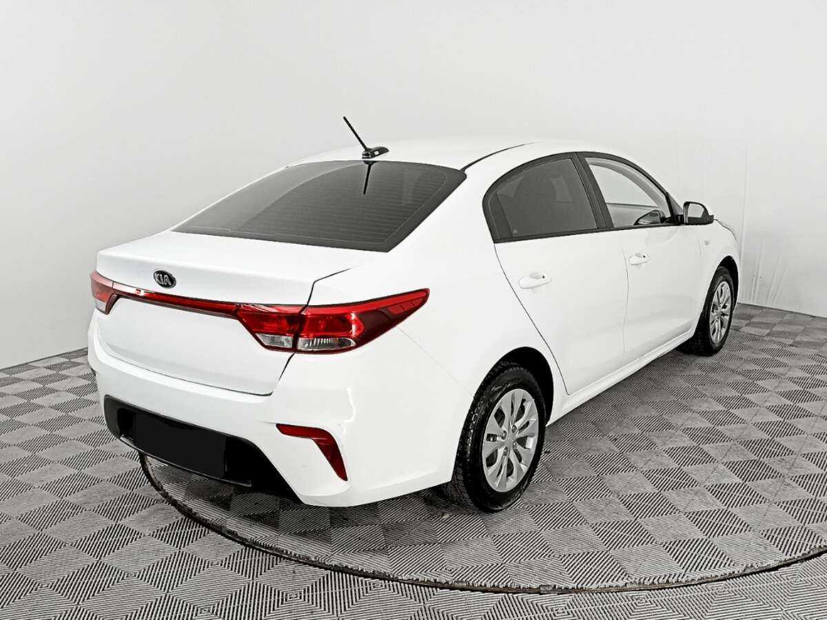 Kia Rio с пробегом — 2020 год. Фото: #4
