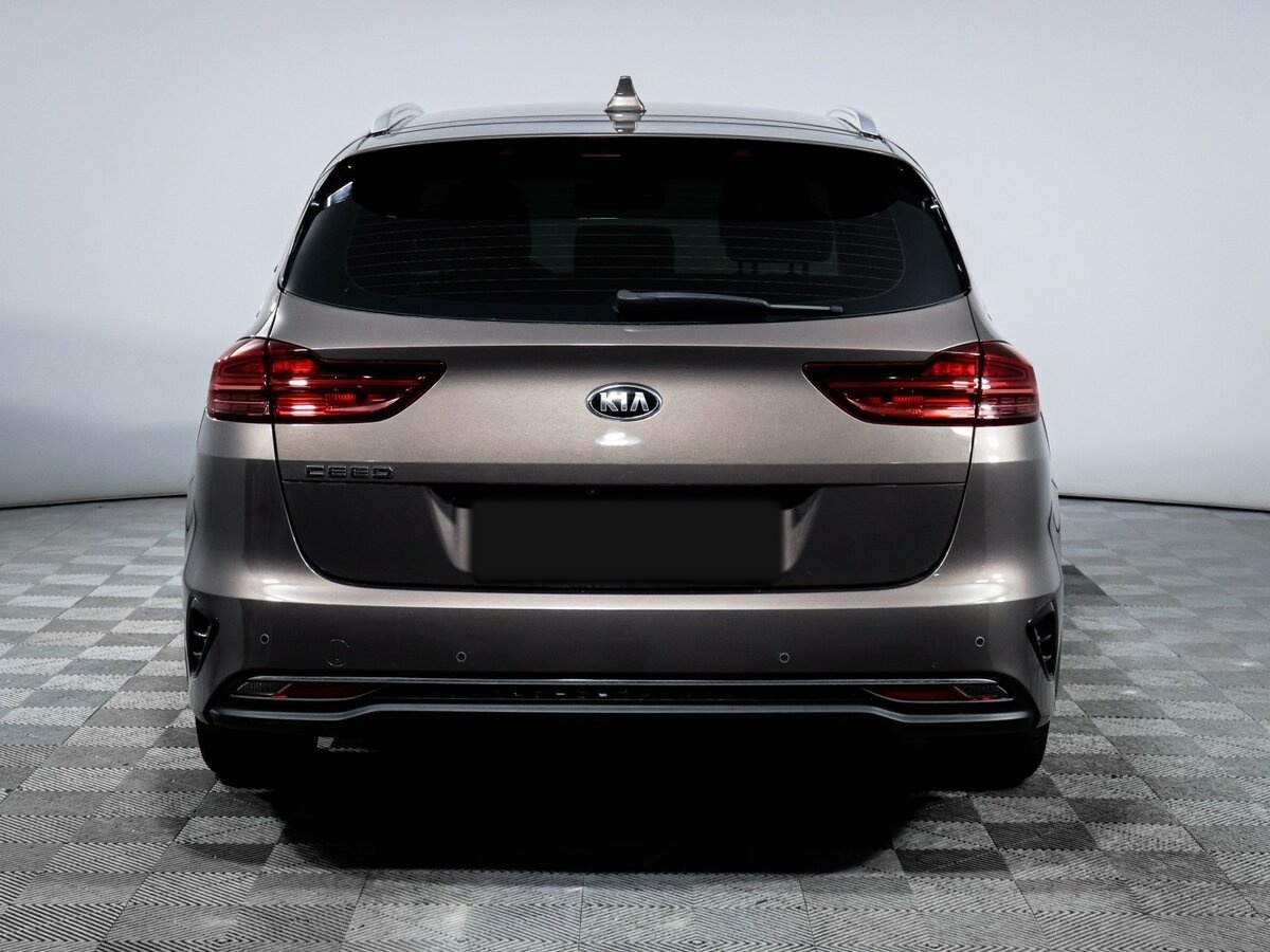 Kia Ceed с пробегом — 2020 год. Фото: #4