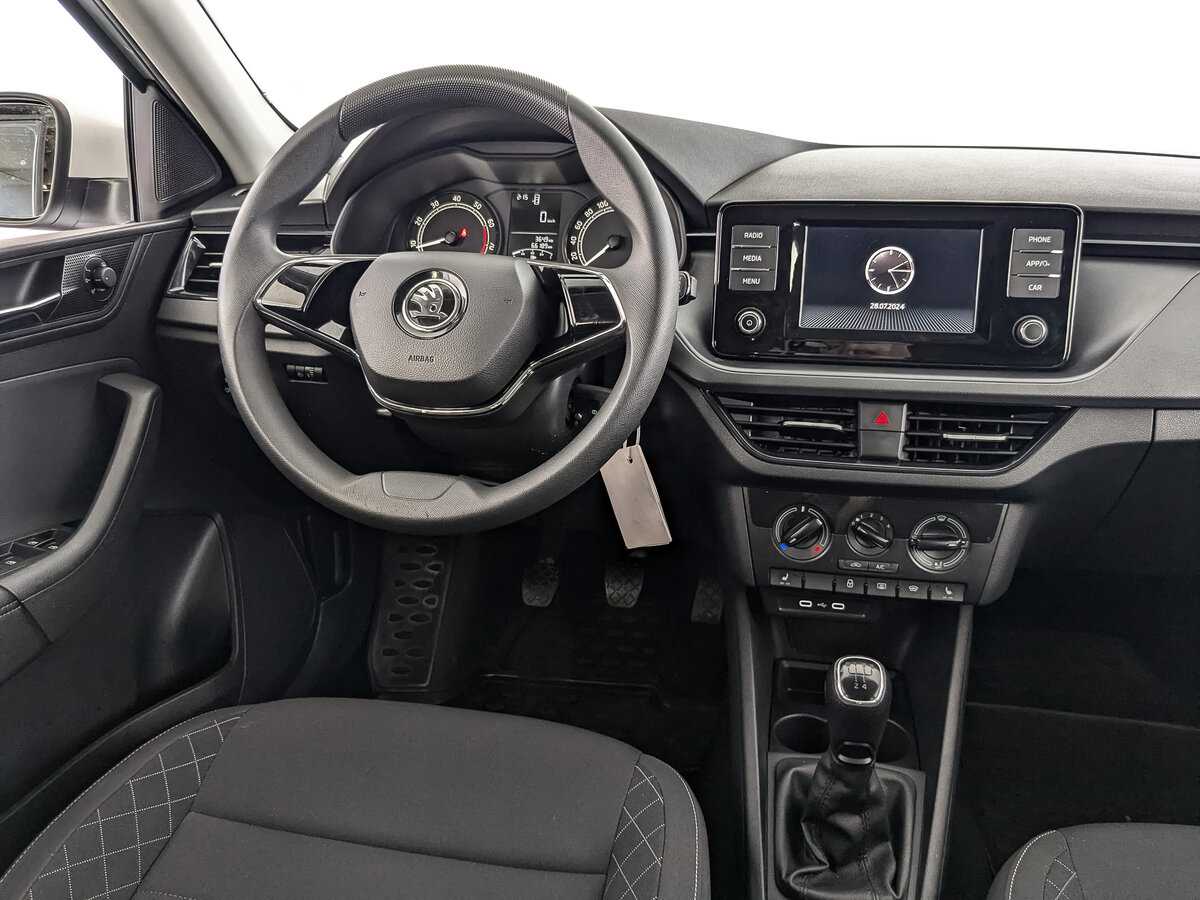Skoda Rapid с пробегом — 2020 год. Фото: #16