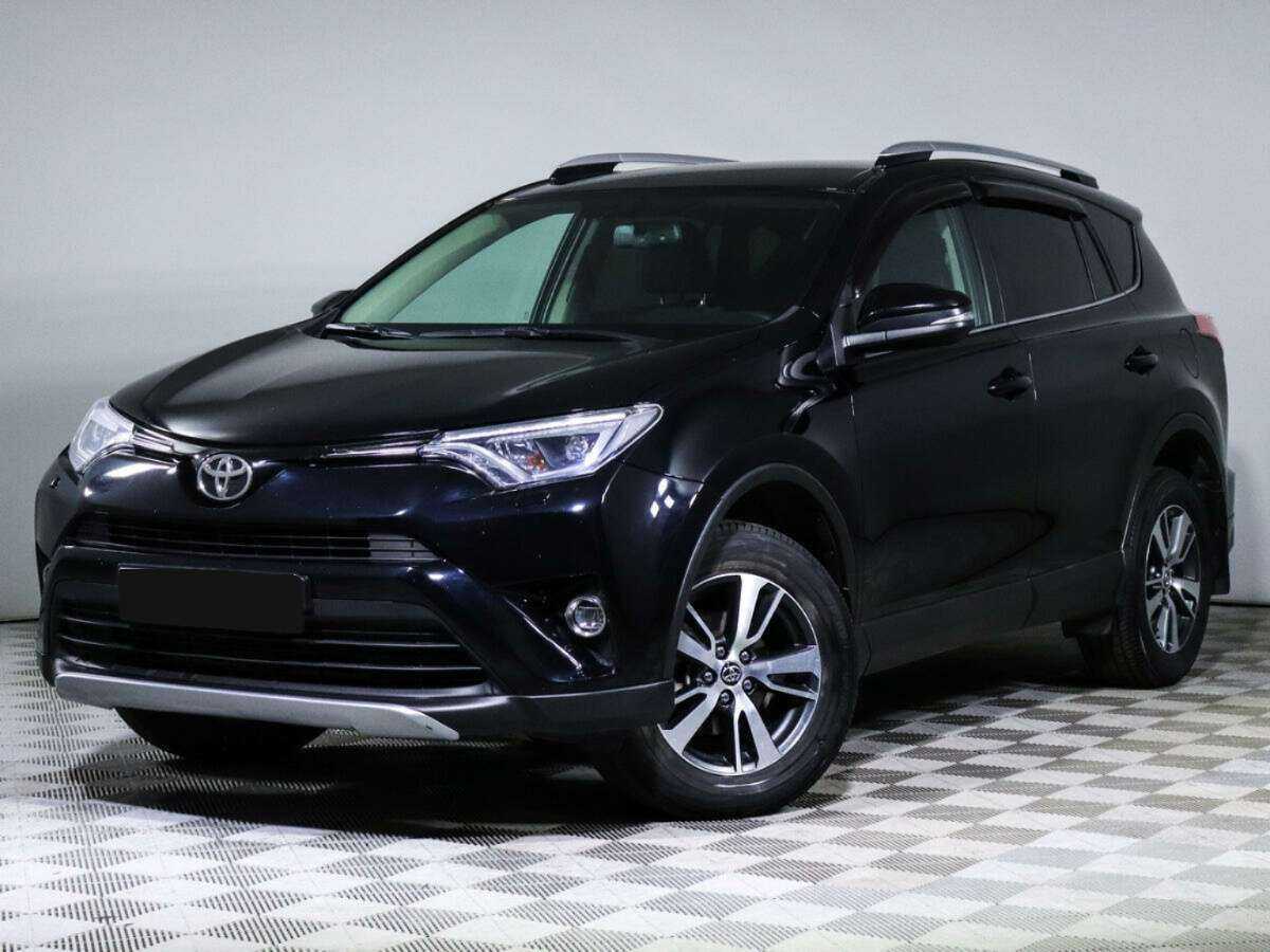 Toyota RAV4 с пробегом — 2017 год. Фото: #0