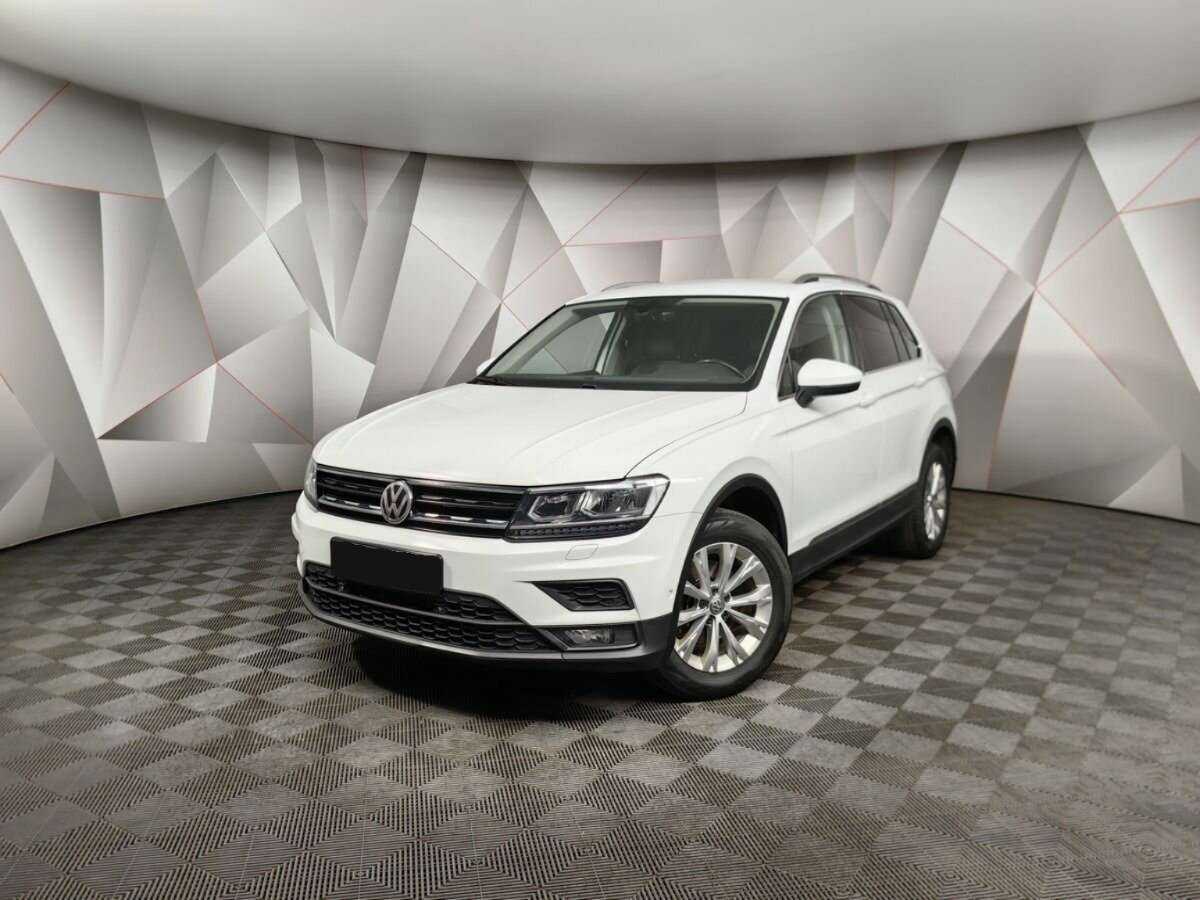 Volkswagen Tiguan с пробегом — 2018 год. Посмотреть фото