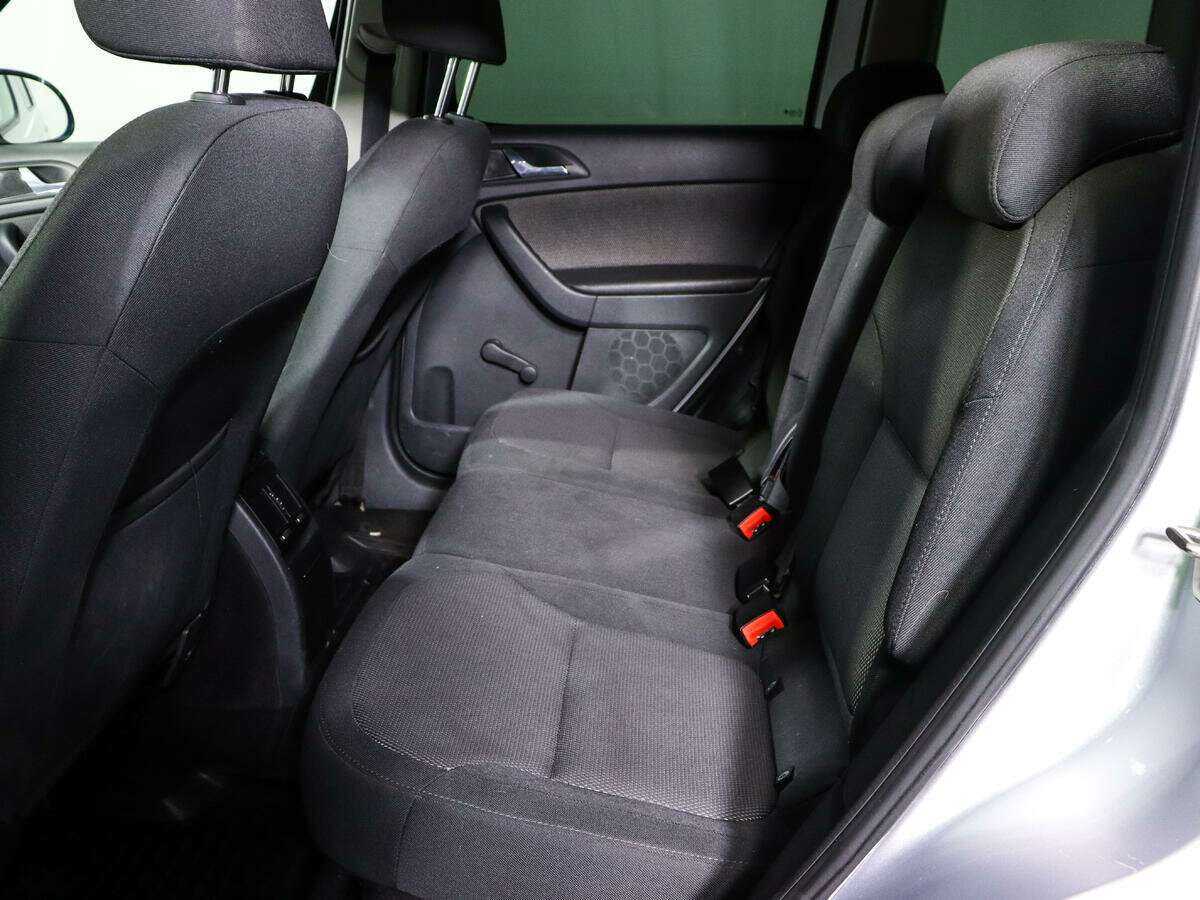 Skoda Yeti с пробегом — 2012 год. Фото: #7