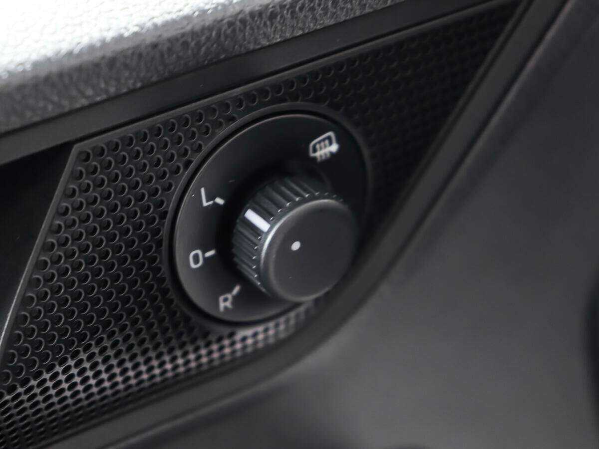 Skoda Rapid с пробегом — 2019 год. Фото: #15