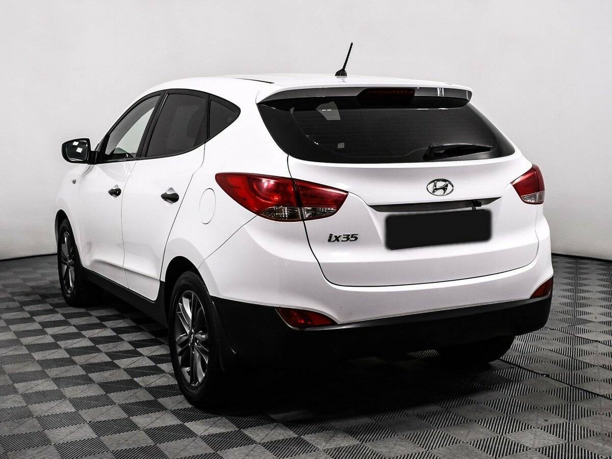 Hyundai ix35 с пробегом — 2015 год. Фото: #6