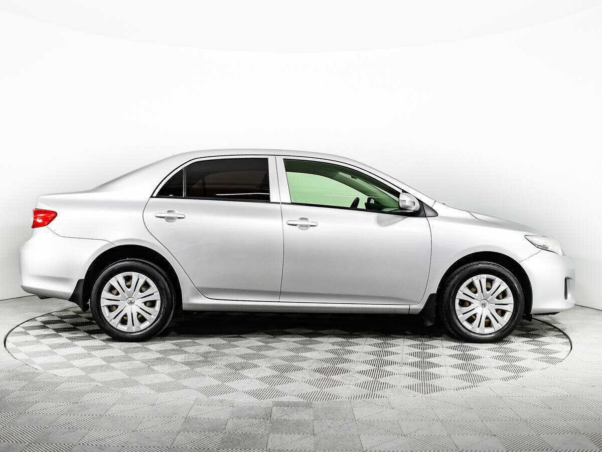 Toyota Corolla с пробегом — 2012 год. Фото: #3
