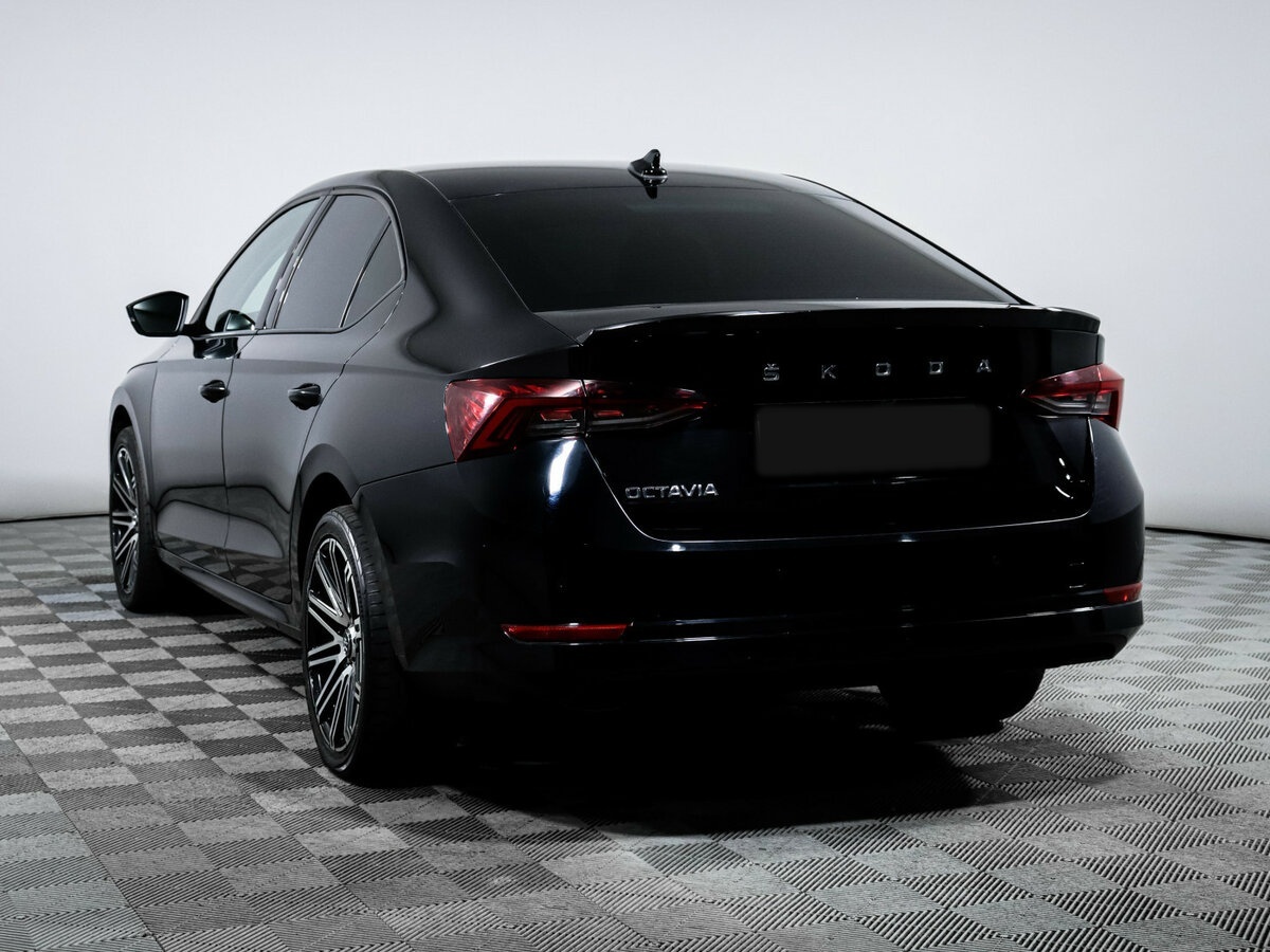 Skoda Octavia с пробегом — 2020 год. Фото: #5